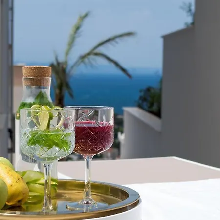 Citrin - New With Amazing Sea View, Big Terrace And Shared Pool Makarska