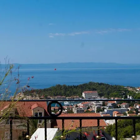 Apartment Citrin - New With Amazing Sea View, Big Terrace And Shared Pool