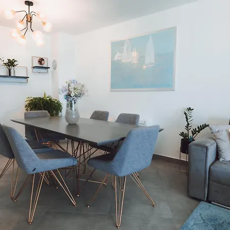 Citrin - New With Amazing Sea View, Big Terrace And Shared Pool